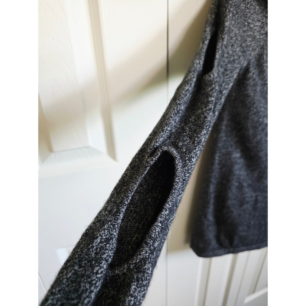 AQUA XS Cashmere Cold Shoulder Turtleneck Sweater Gray Cozy Minimalist Soft - Picture 7 of 9